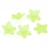 10 perles forme fleur vert clair aspect givré pour bijou fantaisie, collier, bracelet