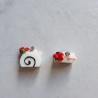 Breloque cupcake en résine tranche gateau blanc