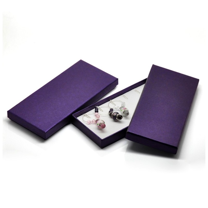 Boîte à bijou ou breloque de forme rectangulaire violet métallisé