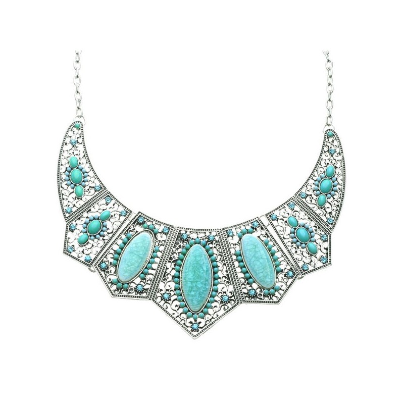 Collier pierres bleu clair à turquoise Collier pierres bleu clair à turquoise