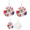 Paire de boucles d'oreille en nacre fleurs bleues