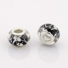Perle Style Pandora fines fleurs sur fond noir